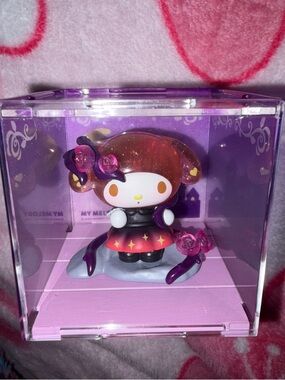 My Melody Glitter Pink Figurine with Box Display